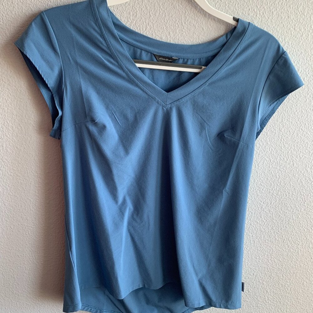 Eddie Bauer xs lightweight stretchy short sleeve shirt